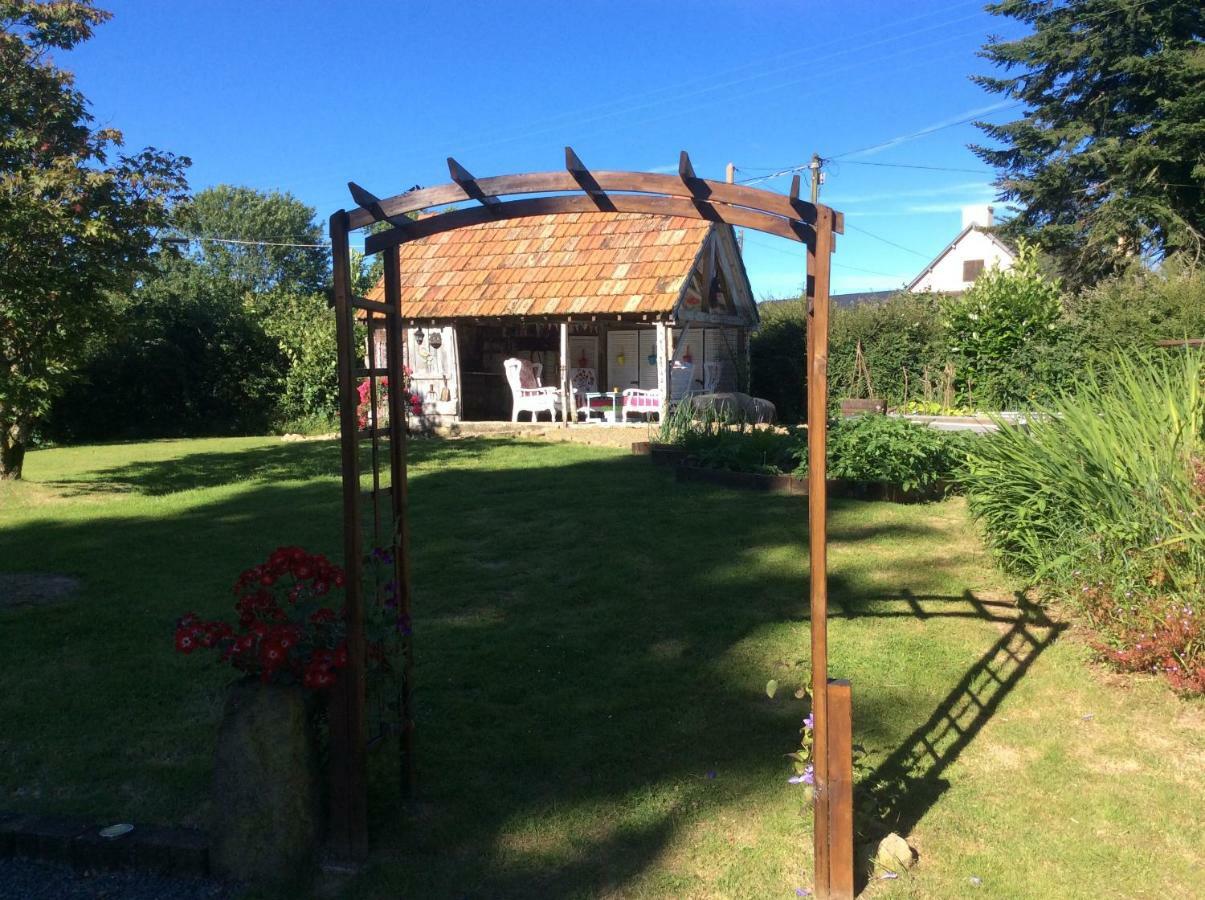 La Chapelle-Urée Maison Mai Or La Petite Maison Mai Or La Petite Grange Or All Three מראה חיצוני תמונה